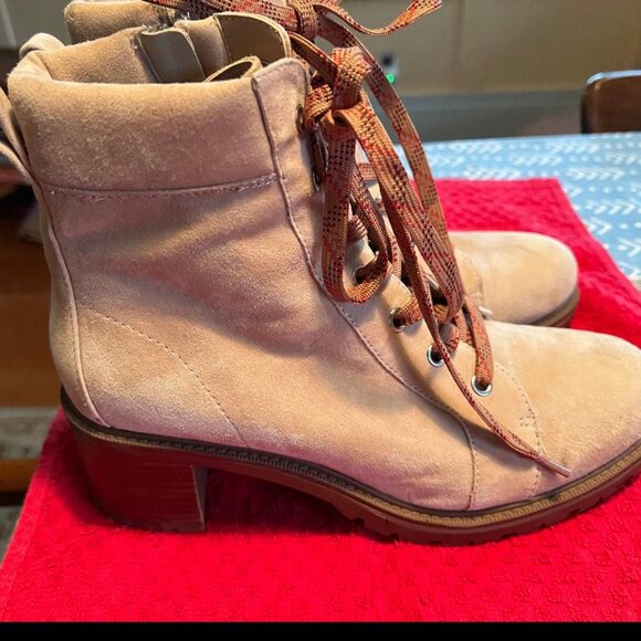 Vince Camuto suede lace-up boots - Picture 2 of 5